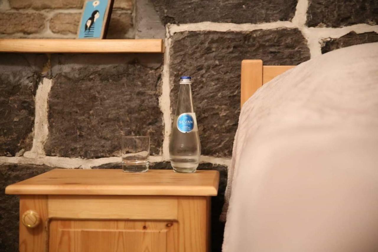 Guesthouse Emma Gjumri Eksteriør billede